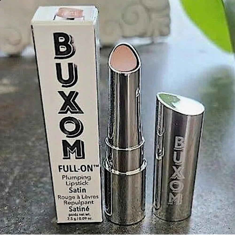 Buxom SKIN TEASE